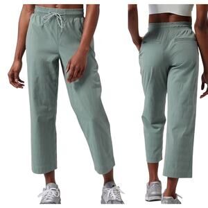 Athleta Tekkie Straight Crop Pants Size 4 Green
